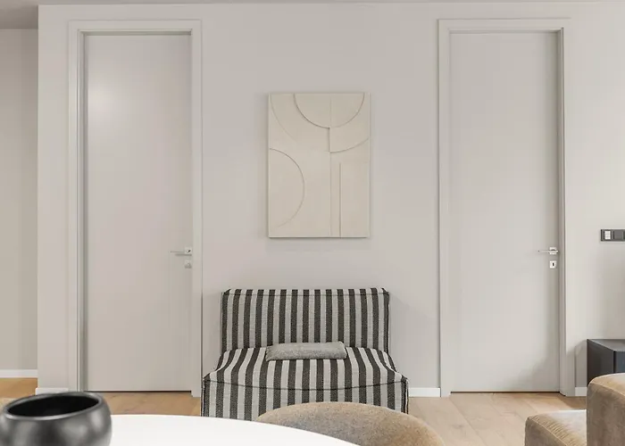 City Lux 2Br & 2Ba With Free Parking City Center